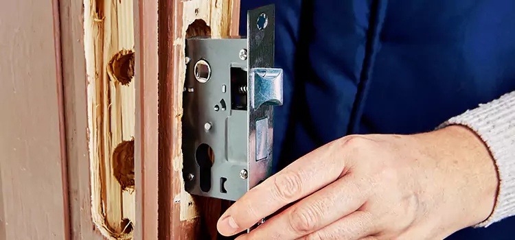Garage Door Lock Replacement Rome